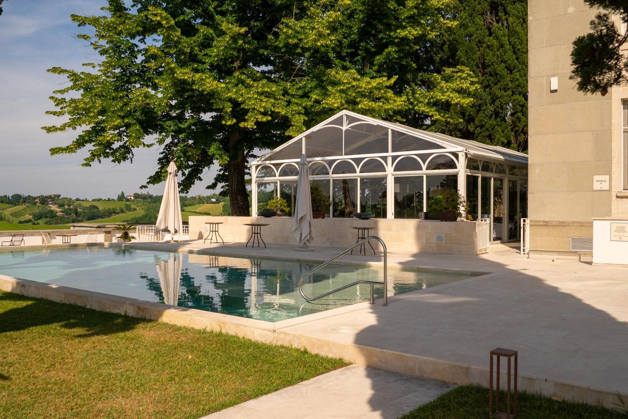Boutique Hotel Villa Monty Banks Чезена Екстериор снимка